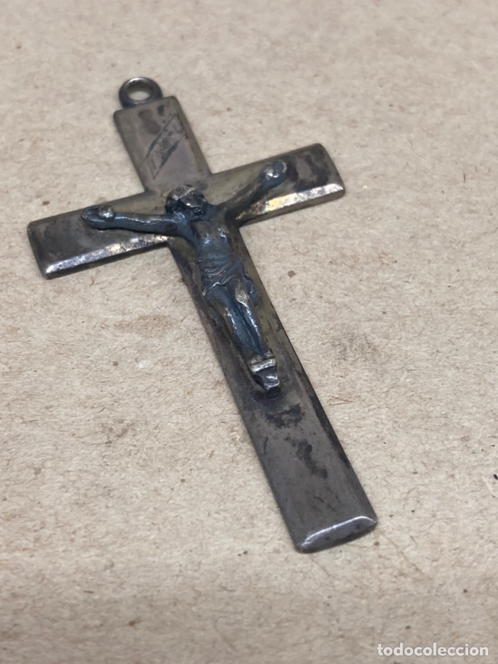Antig&uuml;edades: Cruz de plata - Foto 1