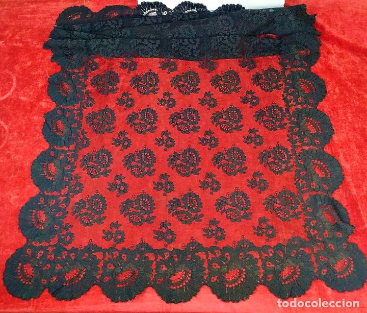 Châle Mantille Dentelle Noire 205x71 Cm - Espagne Années 1950 Vintage