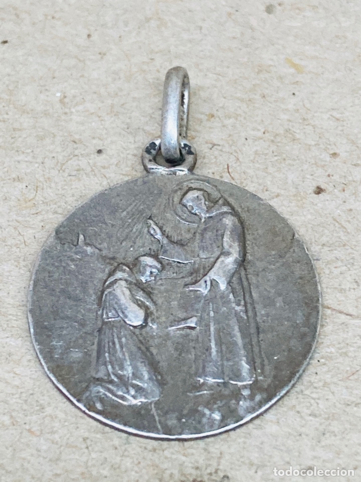 Antig&uuml;edades: Medalla religiosa de plata - Foto 1