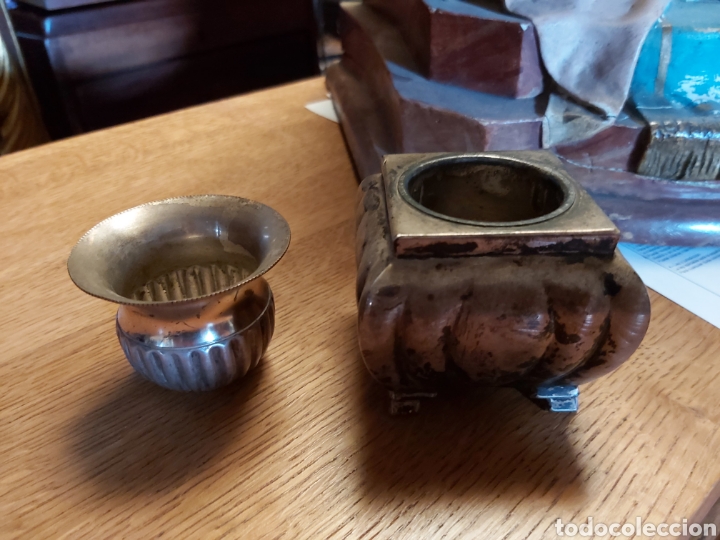 Antig&uuml;edades: Dos tarros y jarroncito de alpaca. - Foto 2