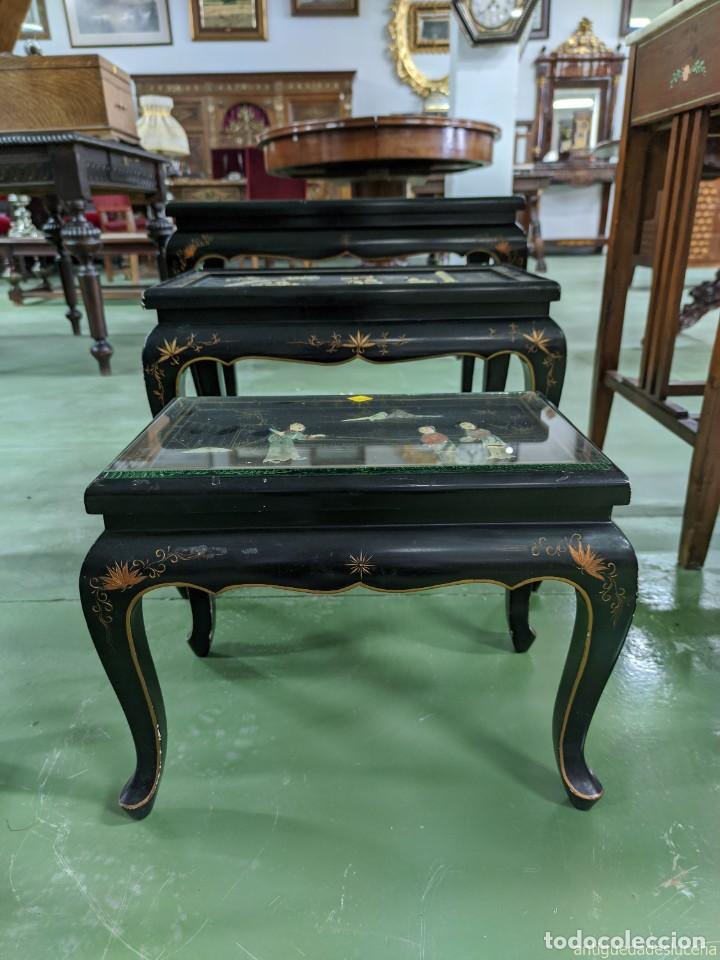Antig&uuml;edades: N537 CONJUNTO DE 3 MESAS, ESTILO ORIENTAL - Foto 3