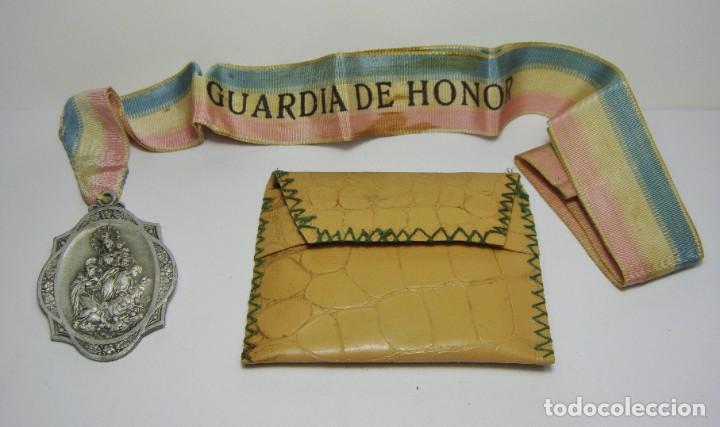 Antiques: Medalla Guardia de Honor &middot; Rosario Perpetuo &middot; C&aacute;diz &middot; Con cinta y estuche &middot; Ca. 1930&ndash;1960 &middot; 50 mm