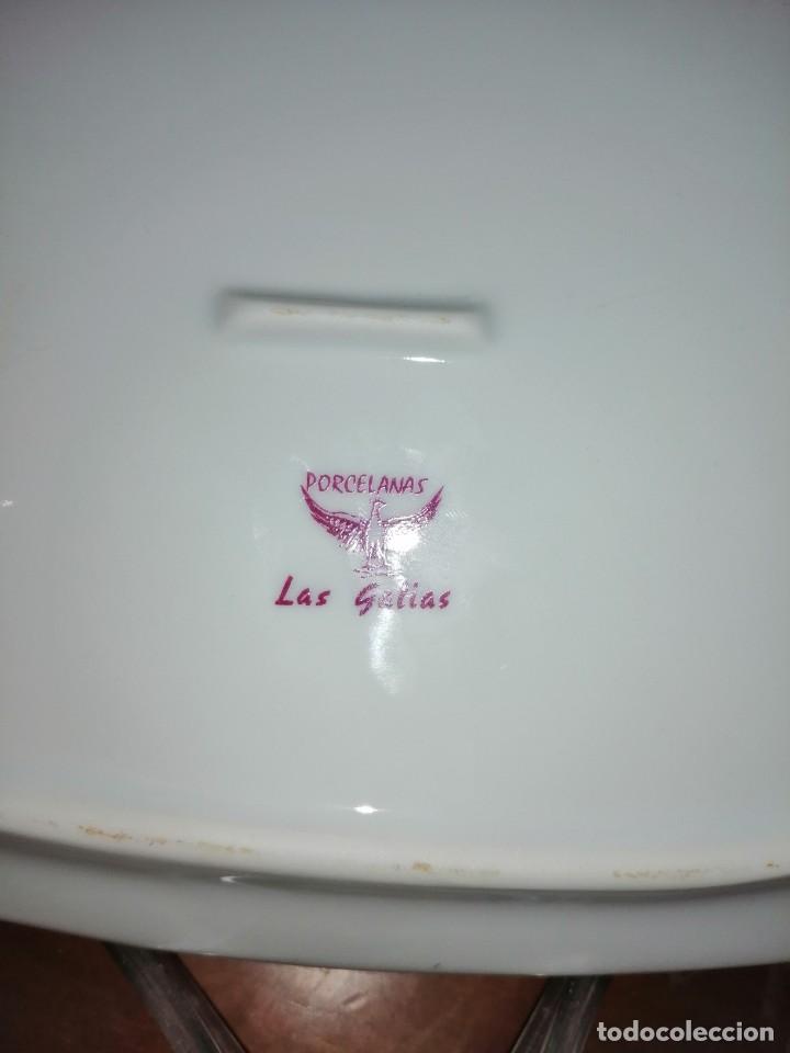Antig&uuml;edades: Bandeja de porcelana - Foto 5