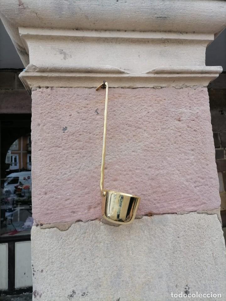 Antig&uuml;edades: Caxilon de bronce - Foto 1