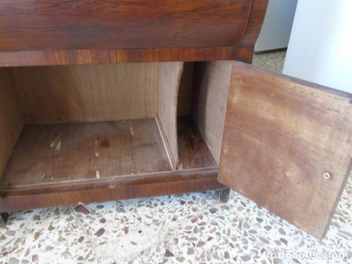 Antig&uuml;edades: mueble tocadiscos antiguo - Foto 5