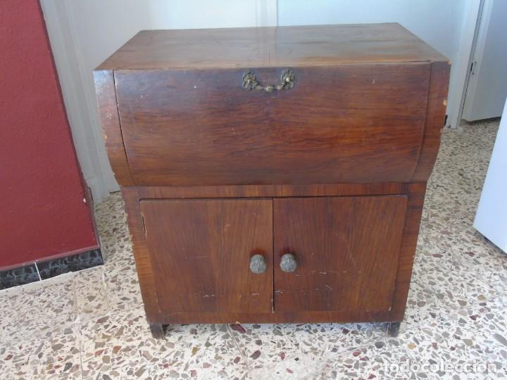 Antig&uuml;edades: mueble tocadiscos antiguo - Foto 6