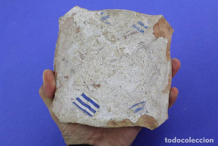Antig&uuml;edades: Azulejo con numeraci&oacute;n para edificio, n&uacute;mero 18, siglo XIX. - Foto 4