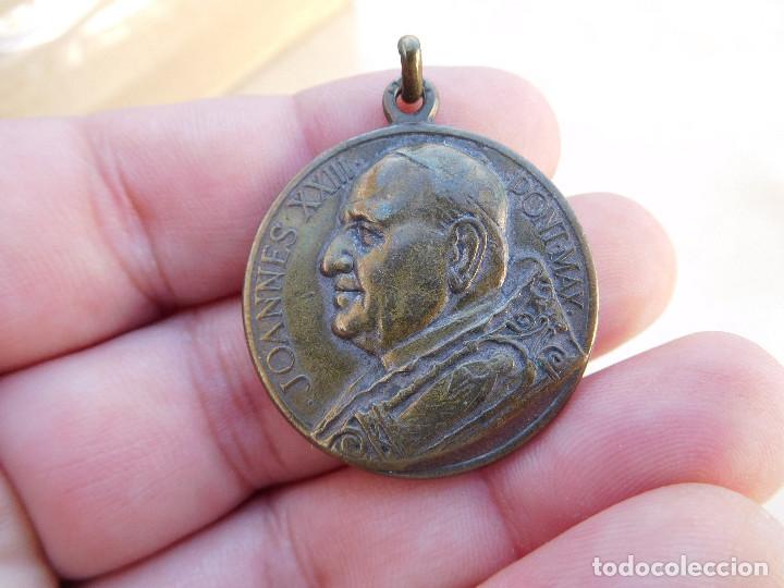 Antiguidades: Medalla antigua Papa Juan XXIII San Cristobal