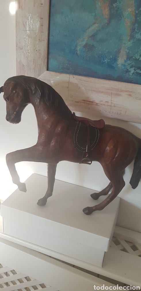 Antig&uuml;edades: Caballo forrado en piel 35x39cm! - Foto 3