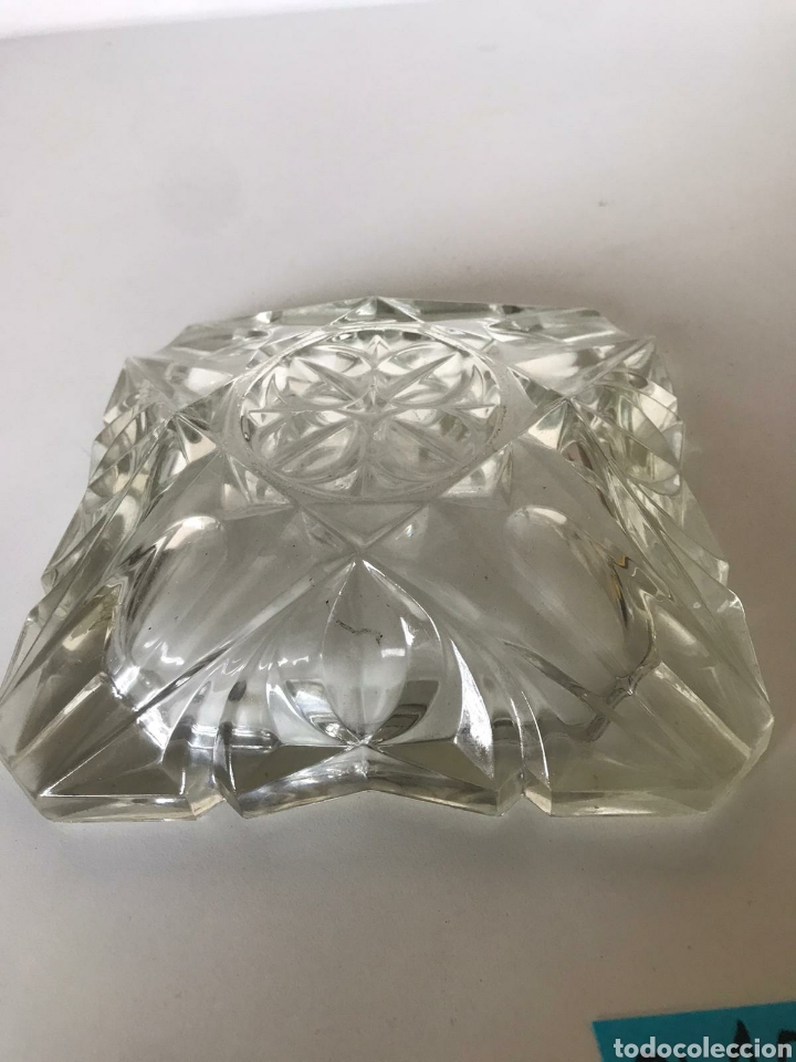 Antig&uuml;edades: Cenicero de cristal - Foto 3