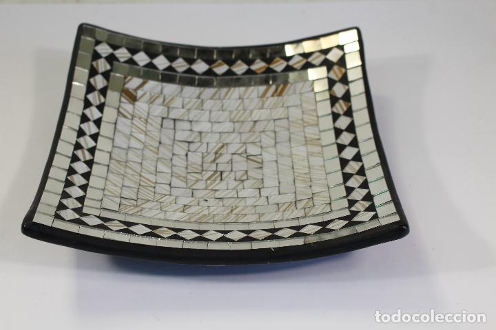 Antig&uuml;edades: centro de mesa con mosaico de cristales - Foto 5