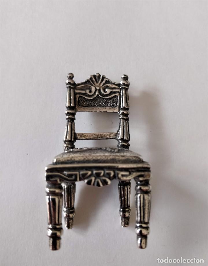Antig&uuml;edades: Silla mini - Foto 1