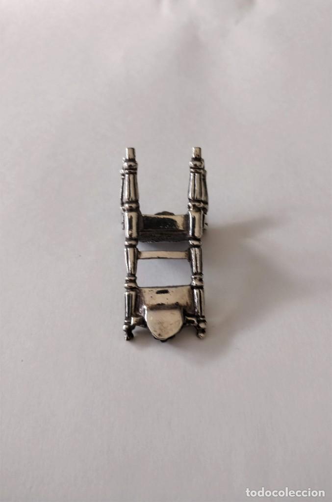 Antig&uuml;edades: Silla mini - Foto 3