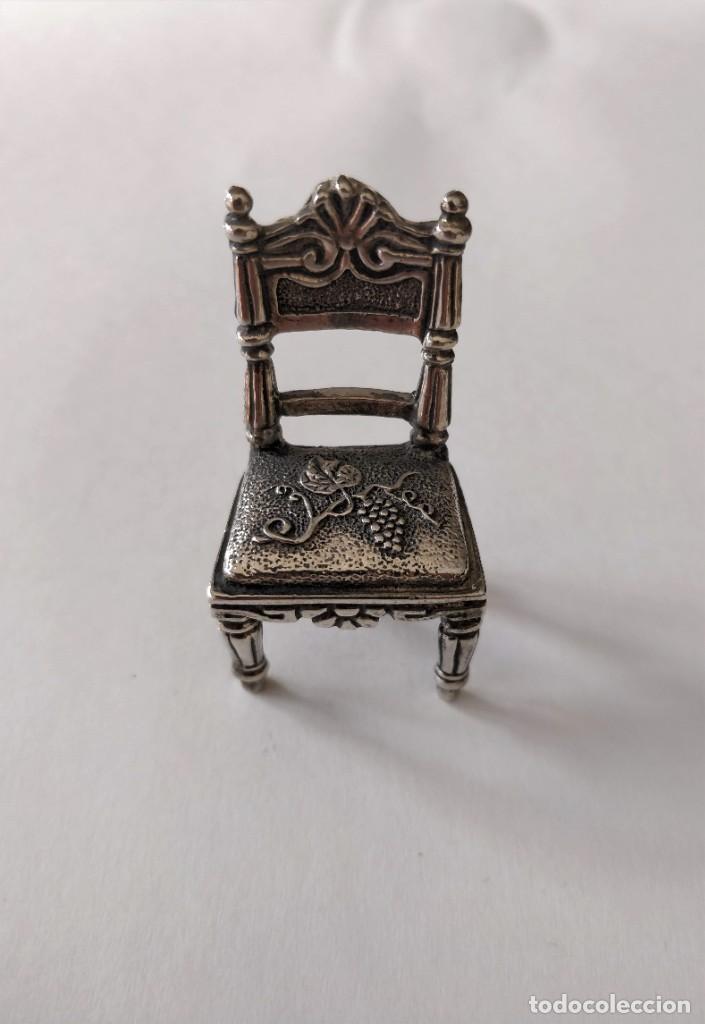 Antig&uuml;edades: Silla mini - Foto 4