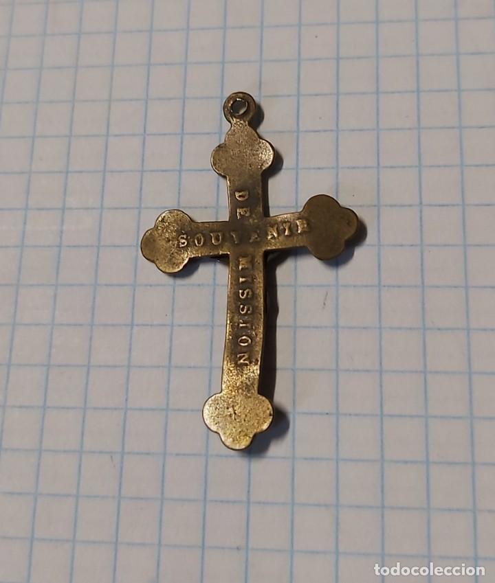 Antig&uuml;edades: Crucifijo antiguo, 3,5 cm - Foto 2