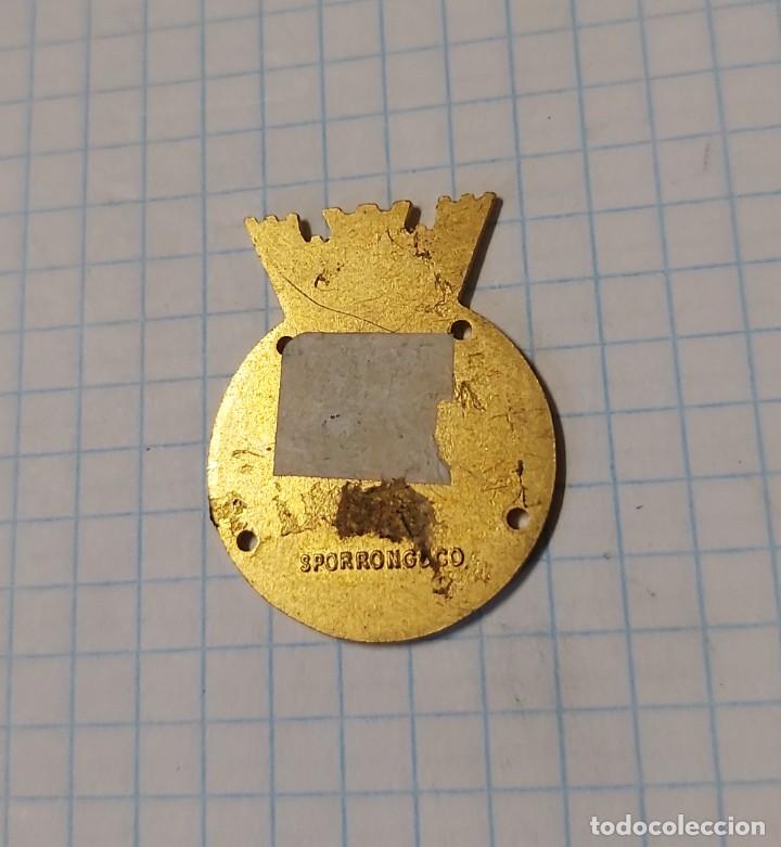 Antig&uuml;edades: Insignia religiosa, 2,5 cm - Foto 2