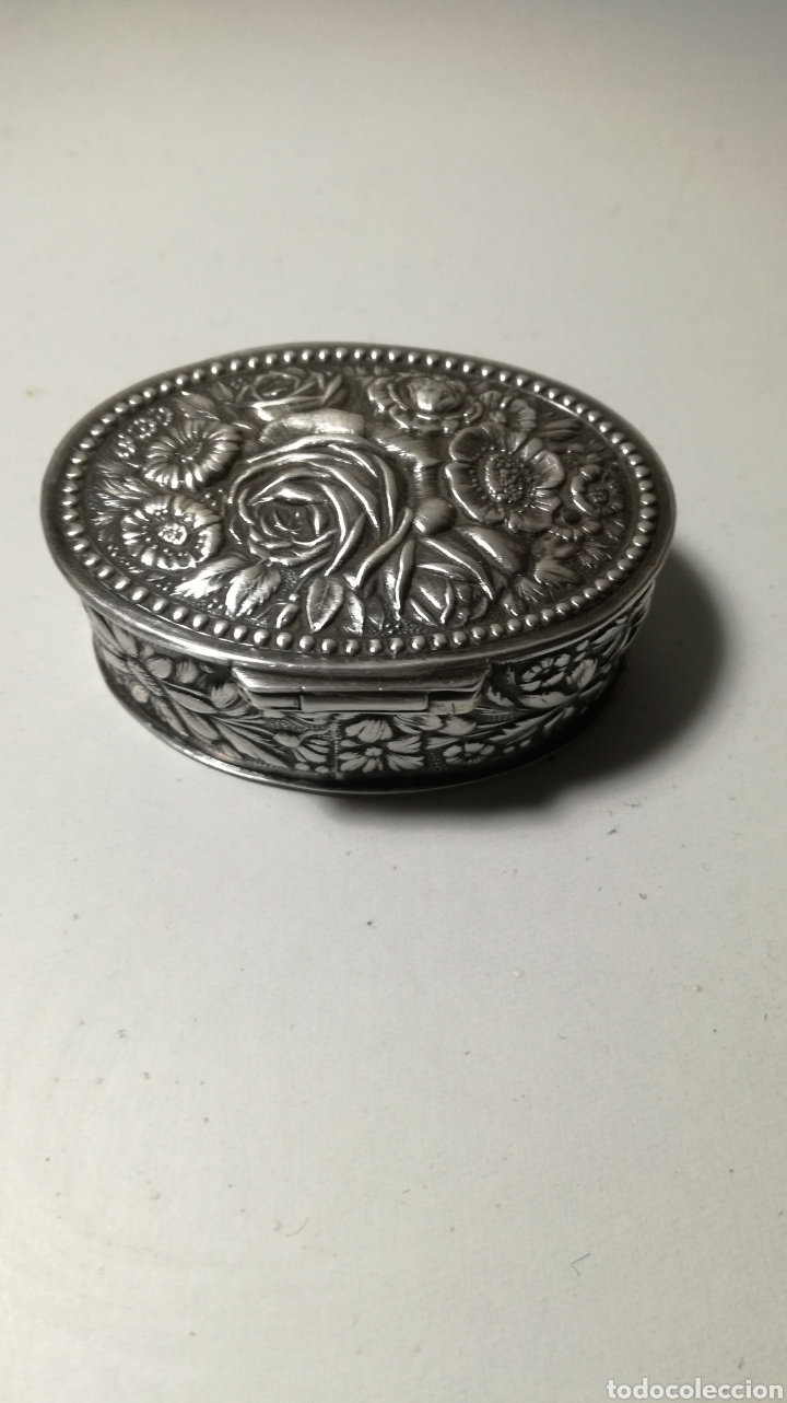 Antig&uuml;edades: Cajita de plata - Foto 2