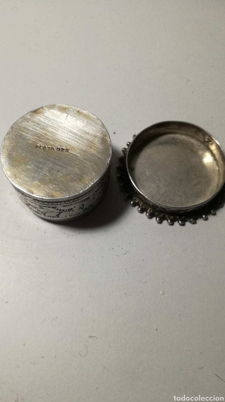 Antig&uuml;edades: Cajita de plata - Foto 3