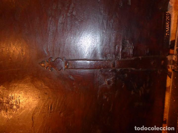 Antig&uuml;edades: Original Arc&oacute;n Castellano de epoca - Foto 9