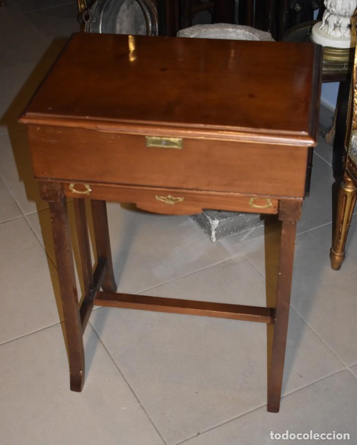 Antig&uuml;edades: MUEBLE COSTURERO MODERNISTA - Foto 1