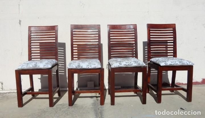 Antig&uuml;edades: 4 Sillas coloniales en madera de teka - Foto 3