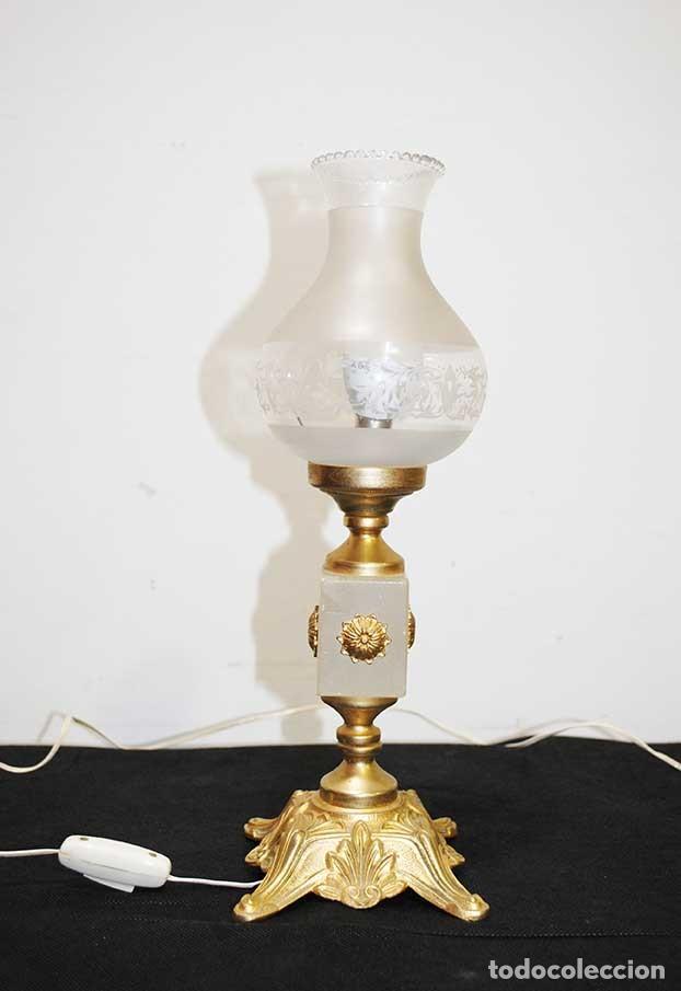 Antig&uuml;edades: L&Aacute;MPARA DE ALABASTRO Y BRONCE - Foto 1