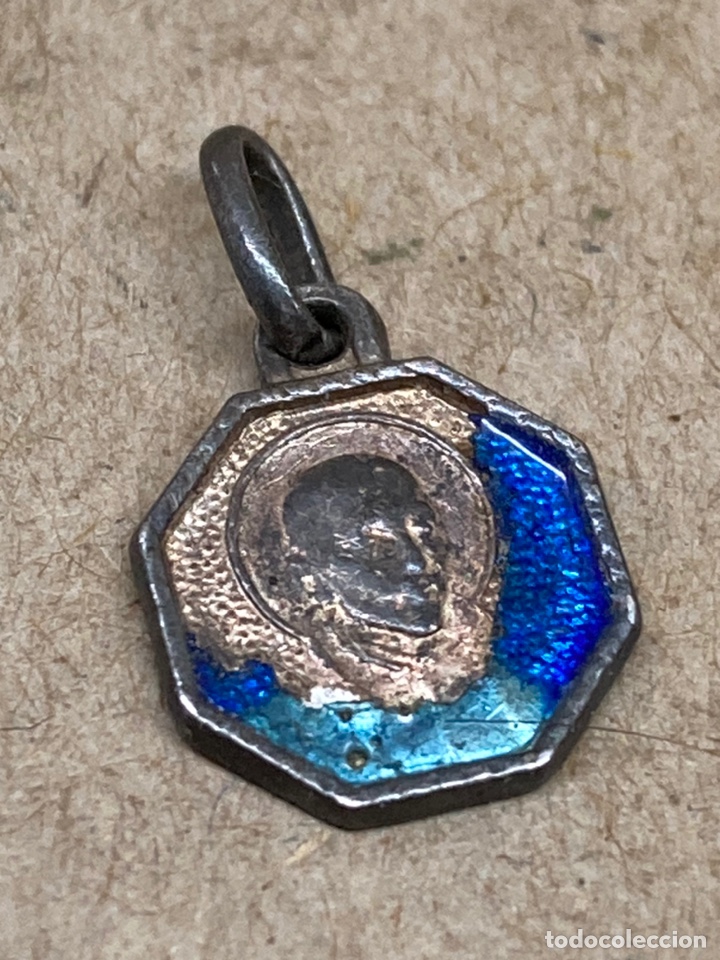 Antig&uuml;edades: Colgante de plata religioso - Foto 1