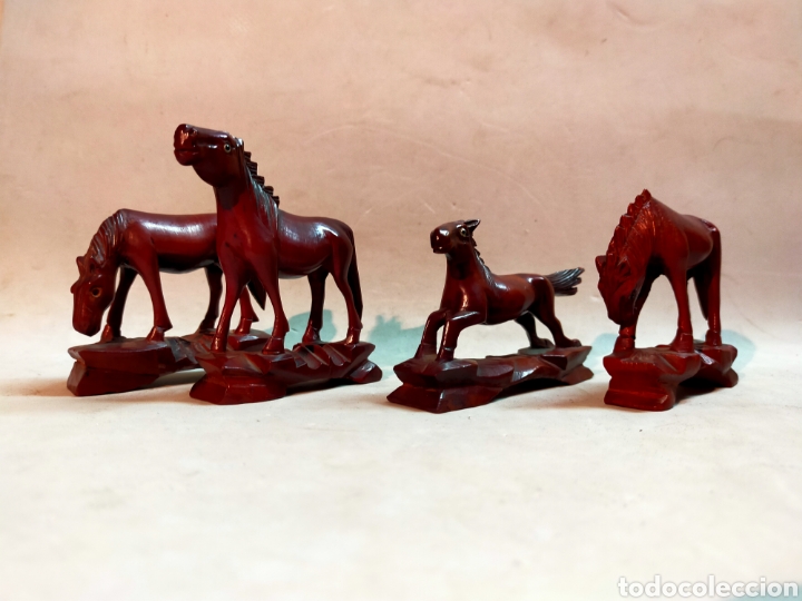 Antig&uuml;edades: FIGURAS DE CABALLO EN MADERA. 4 PIEZAS - Foto 2