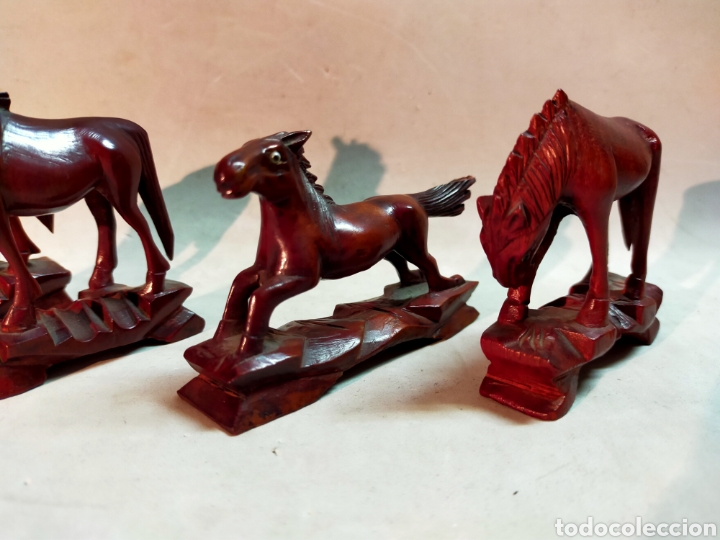 Antig&uuml;edades: FIGURAS DE CABALLO EN MADERA. 4 PIEZAS - Foto 7