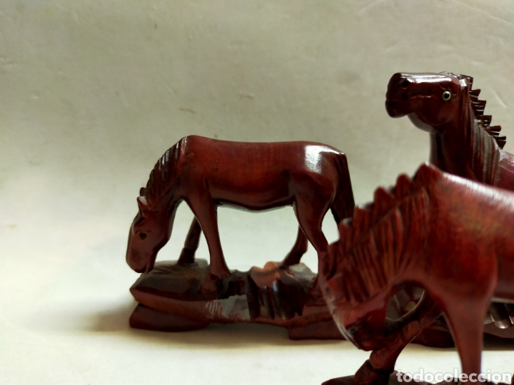 Antig&uuml;edades: FIGURAS DE CABALLO EN MADERA. 4 PIEZAS - Foto 10