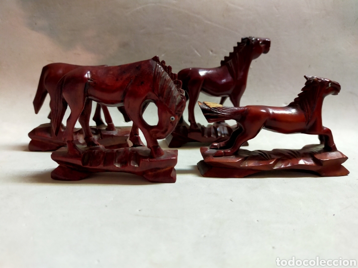 Antig&uuml;edades: FIGURAS DE CABALLO EN MADERA. 4 PIEZAS - Foto 17