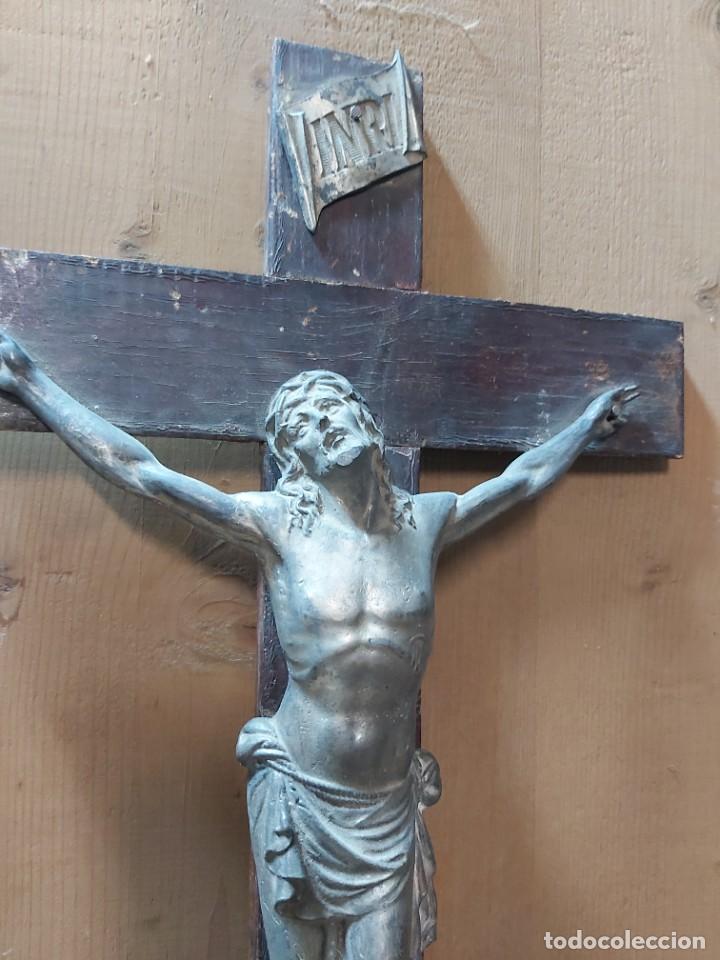 Antig&uuml;edades: CRUCIFIJO CON CRISTO DE CALAMINA. - Foto 4