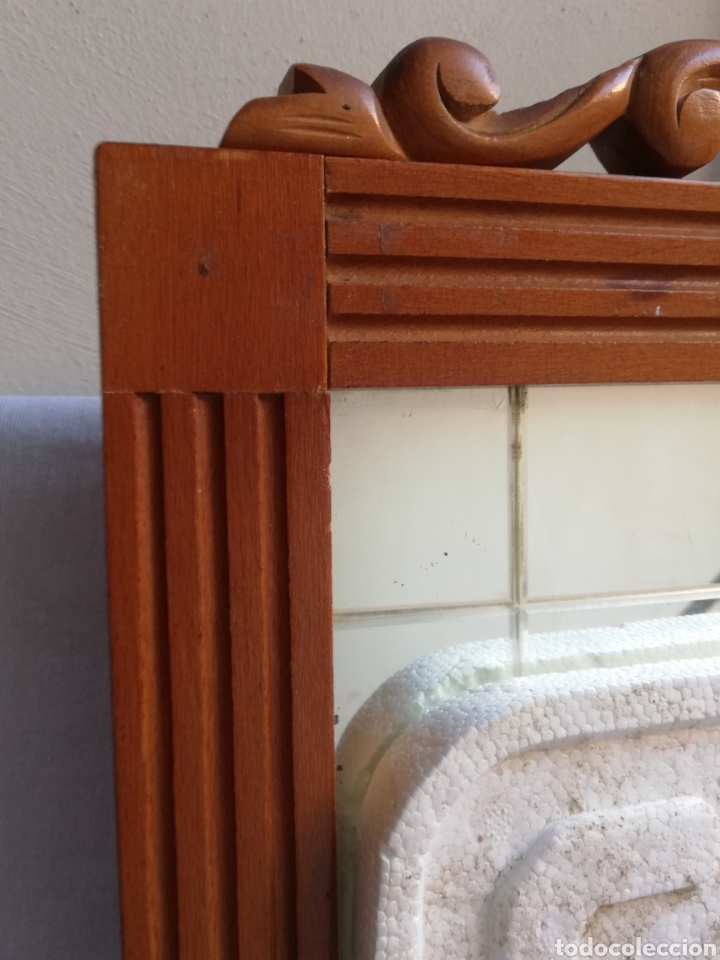 Antig&uuml;edades: ESPEJO RECTANGULAR DE MADERA CON COPETE. CRISTAL BISELADO. - Foto 7