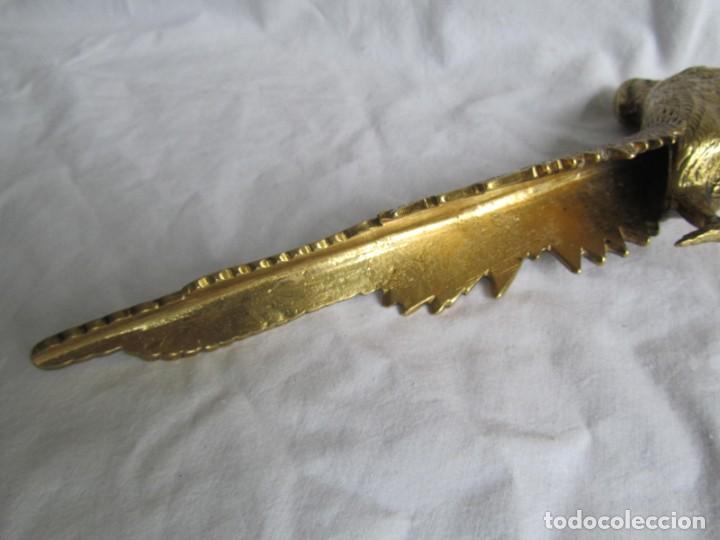 Antig&uuml;edades: Figura de fais&aacute;n en bronce - Foto 8