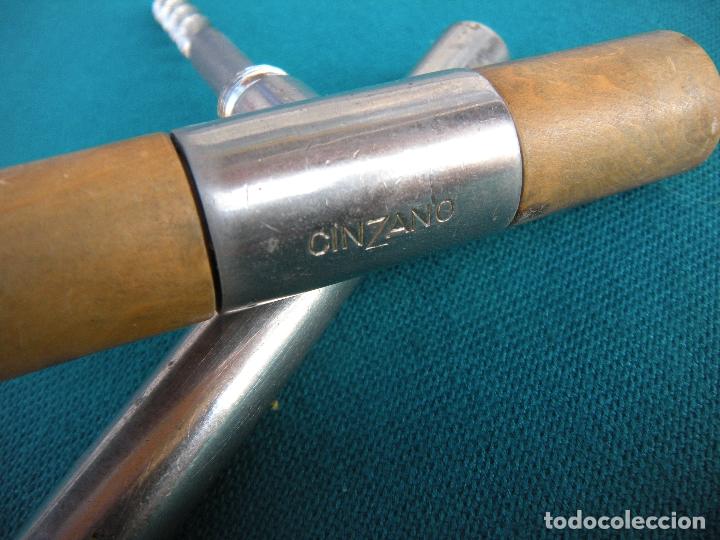 Antig&uuml;edades: LUJOSO SACACORCHOS CINZANO - Foto 2