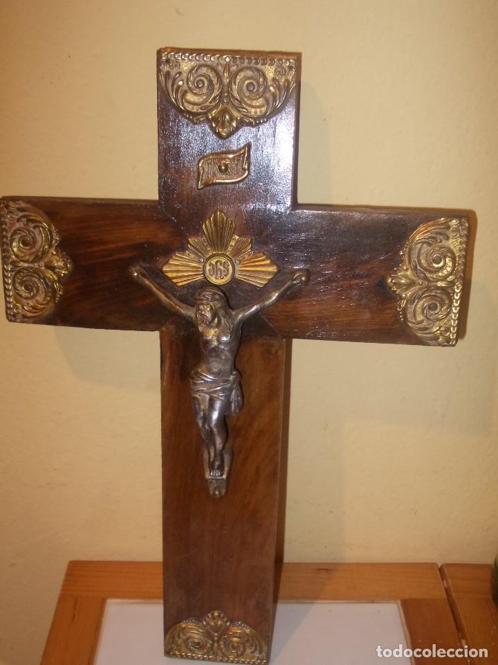 Antig&uuml;edades: crucifijo madera y bronce - Foto 1