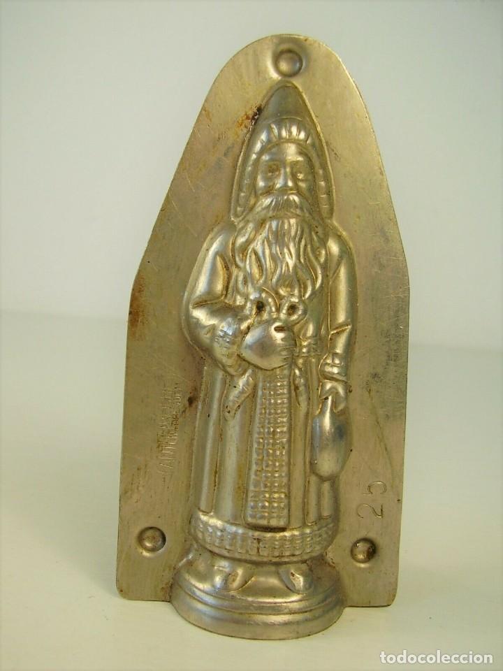 Antiques: Molde chocolate, a&ntilde;os 40.