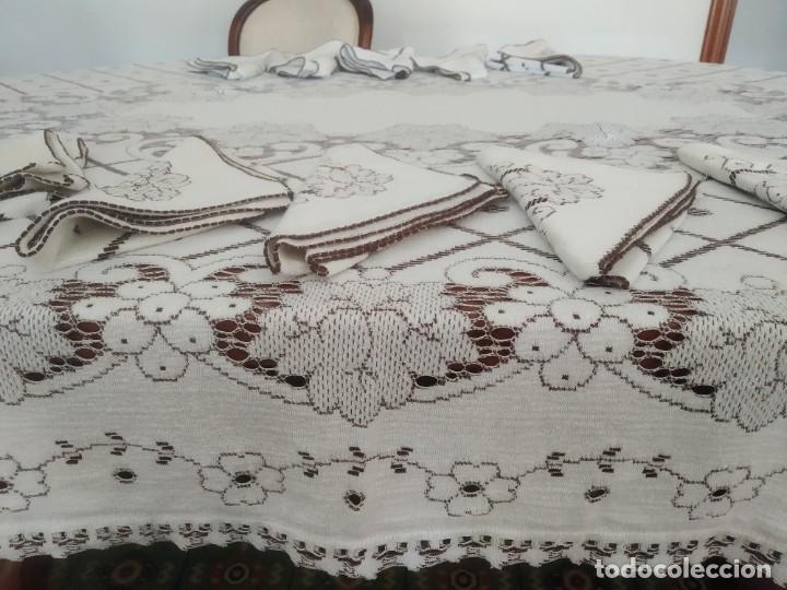 Antig&uuml;edades: Mantel y servilletas encaje mec&aacute;nico - Foto 3