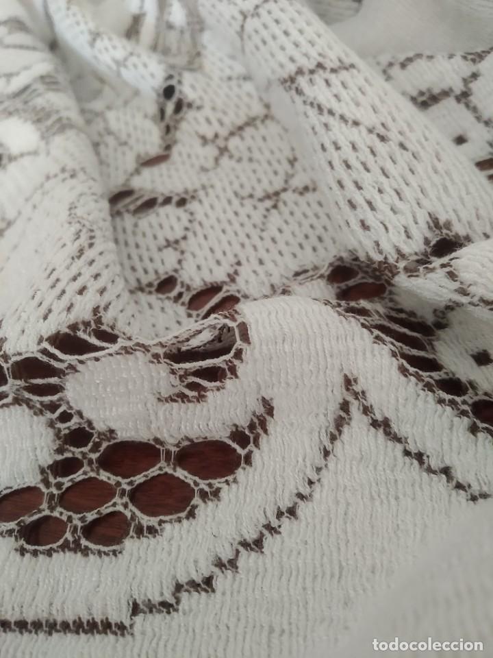 Antig&uuml;edades: Mantel y servilletas encaje mec&aacute;nico - Foto 5