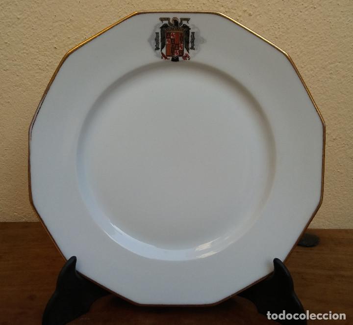 muy escaso plato porcelana limoges armada poc Buy Antique