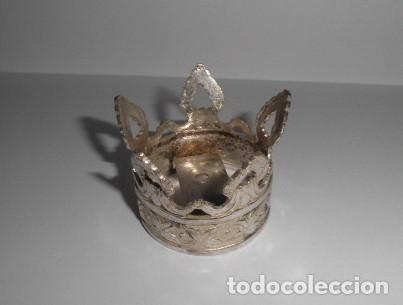 Antig&uuml;edades: Corona de bronce ba&ntilde;ada en plata - Foto 1