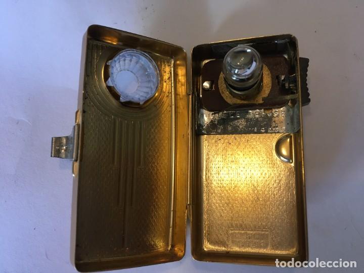 Antig&uuml;edades: linterna de bolsillo mini a&ntilde;os 80 ( sin uso ) - Foto 2