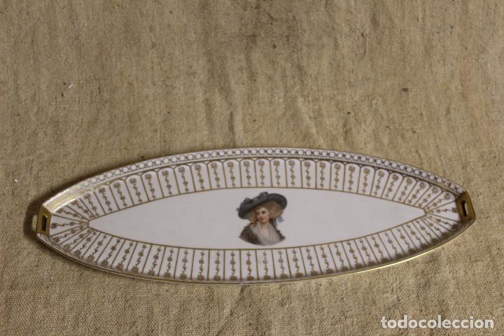 Antig&uuml;edades: bandeja de porcelana - Foto 1