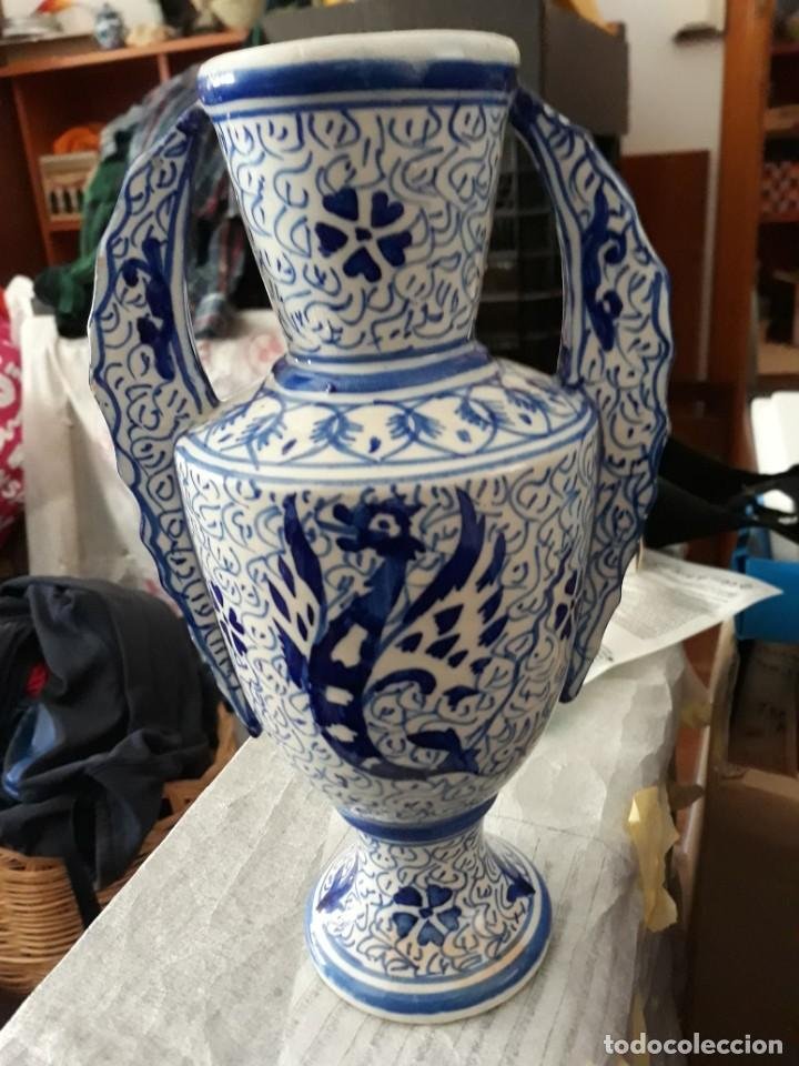 2 platos hondos / sopa pintados a mano en loza - Buy Antique porcelain and  ceramics from France on todocoleccion