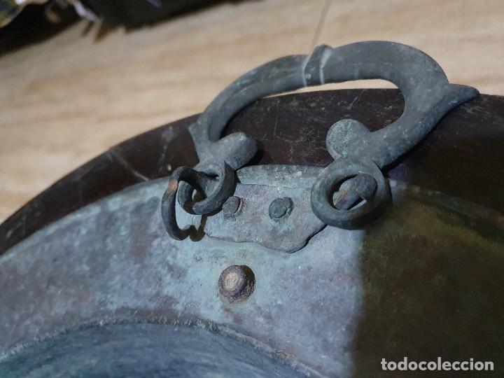 Antig&uuml;edades: Antiguo brasero con soporte - Foto 4