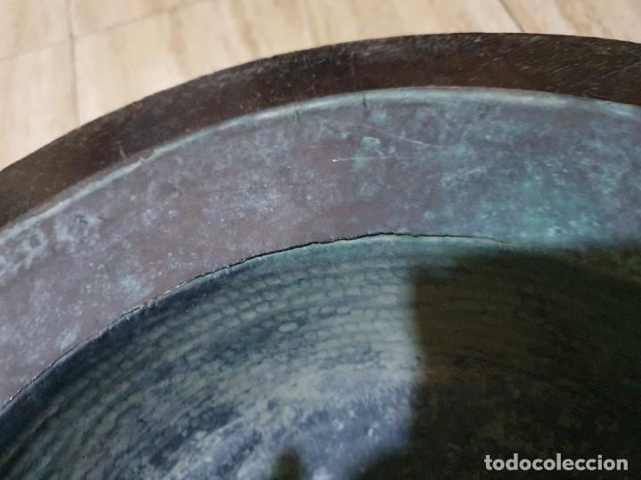 Antig&uuml;edades: Antiguo brasero con soporte - Foto 6