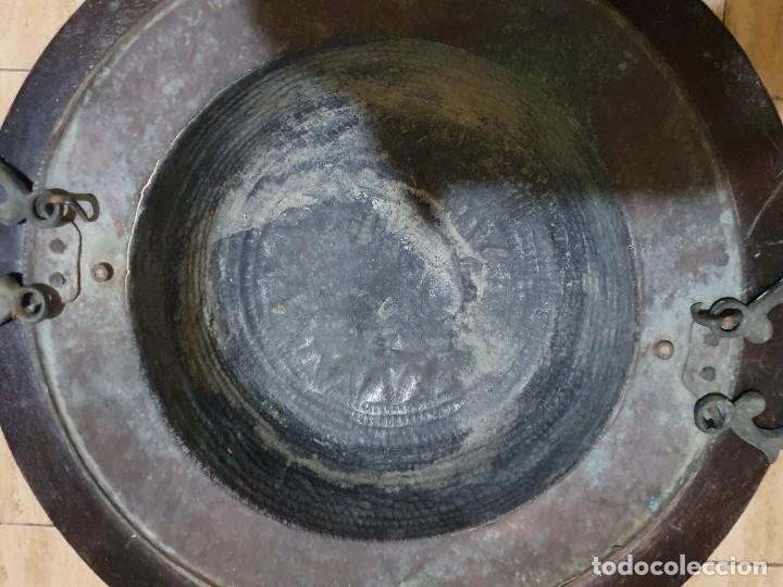 Antig&uuml;edades: Antiguo brasero con soporte - Foto 8