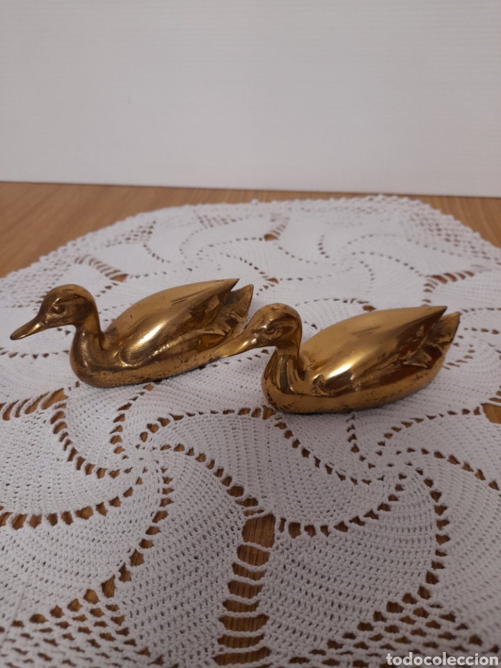 Antig&uuml;edades: FIGURAS PATOS EN LATON - Foto 1