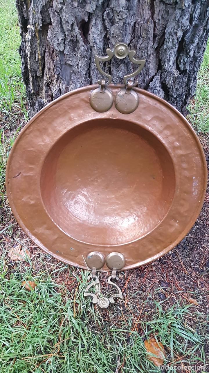 Antig&uuml;edades: Brasero de cobre &rdquo;batido&rdquo; - Foto 1