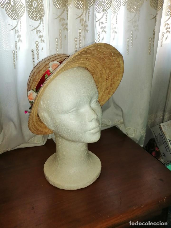Antig&uuml;edades: Sombrero de paja y flores - Foto 9